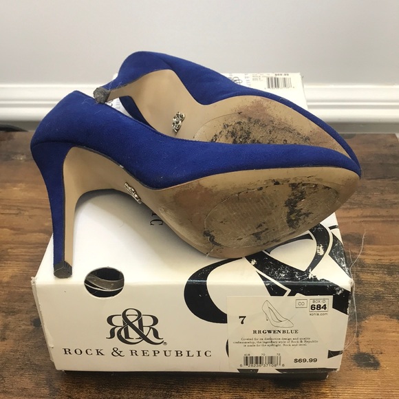 Blue heels - Picture 4 of 4